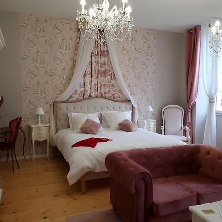 Domaine De La Gemoliere Bed & Breakfast Gemozac Exterior photo